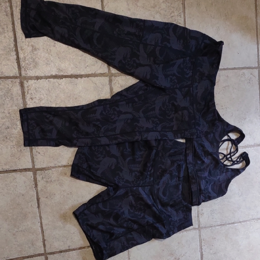 CVG T-Rex Activewear Set